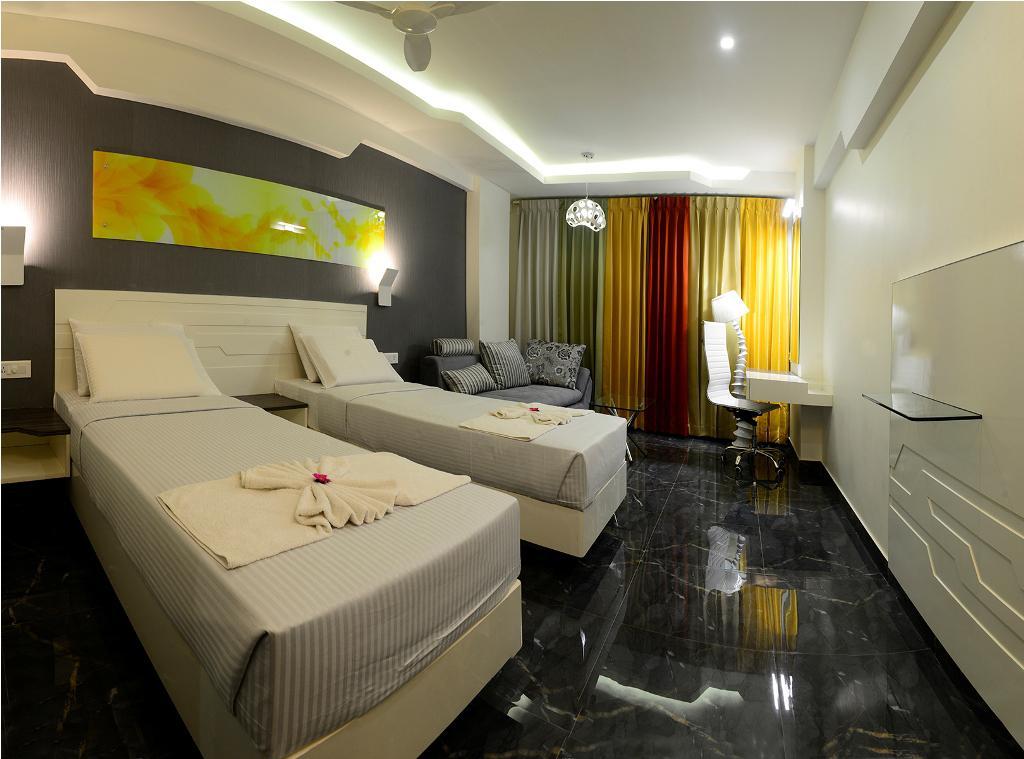 Hotel Vijay Elanza Coimbatore Buitenkant foto